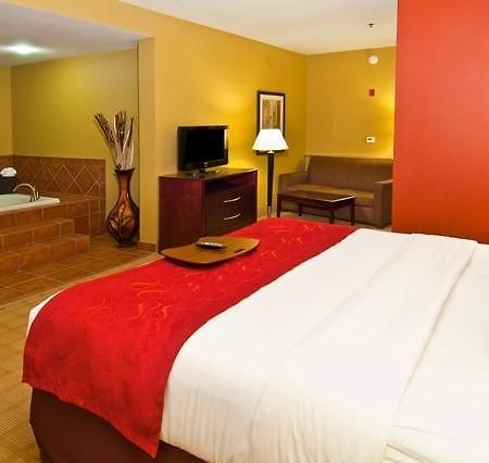 Comfort Suites Tupelo Room photo