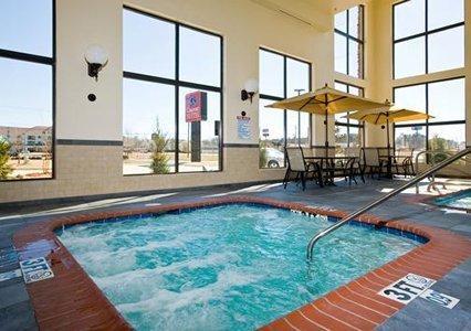 Comfort Suites Tupelo Exterior photo